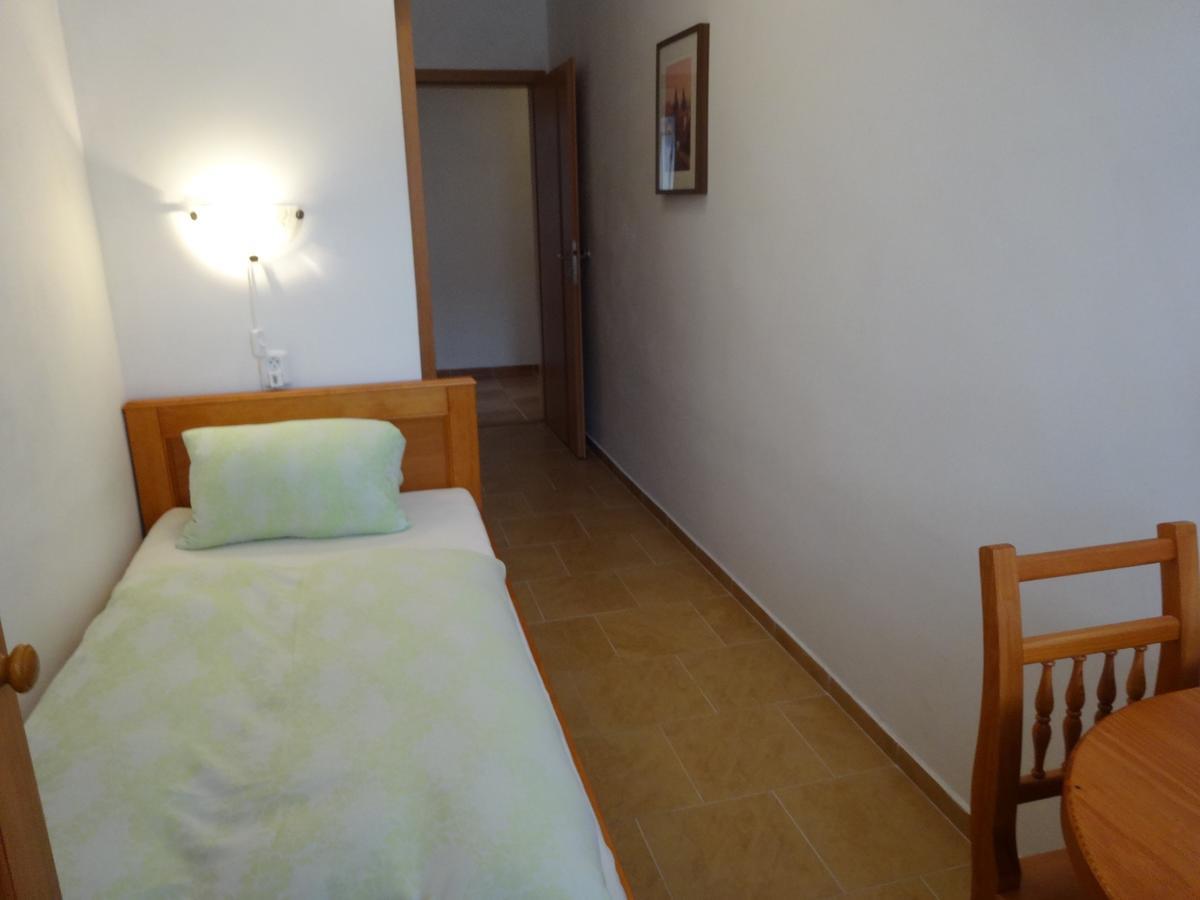 Hostinec u Janatů s ubytováním Cestin Habitación foto